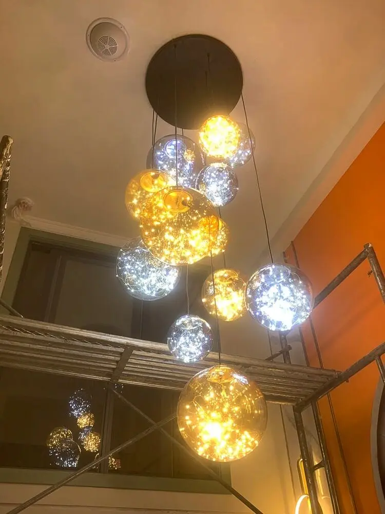 Loft Dairesi / Dubleks Tam Gökyüzü Yıldızlı Merdiven Avizesi Oturma Odası Yemek Odası Villa Boşluklu Cam Küre LED 3000K Işık