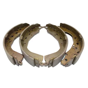 Good Quality Japanese Car Brake Parts Ceramic Brake Shoes Rear for Toyota 04495-0K160