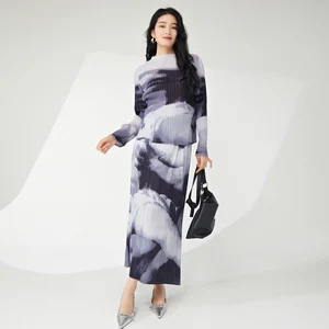 Miyake Women's Casual Stretch Printed Top and Long Ankle-Length Skirt Elegant Pleated Two-Piece Set Latest Fashionable Style