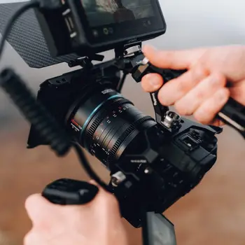 SIRUI 35mm T2.9 1.6X Full-Frame Anamorphic Lens Cinema Lens (RF Mount) product image
