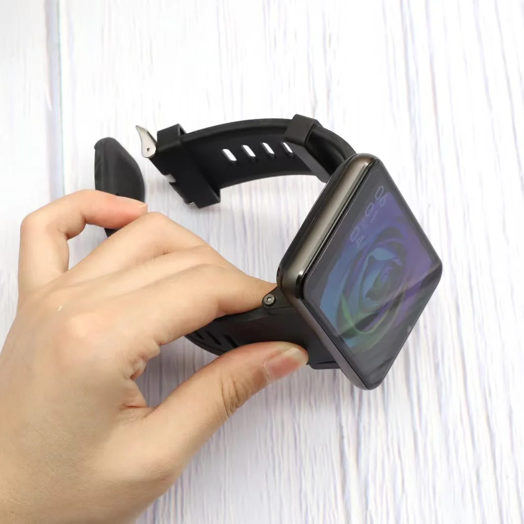 DM100 Latest Waterproof 4G Smart Watch WiFi Thermometer and Sim Card Camera Mobile Phone with Touch and Internet for IOS System
