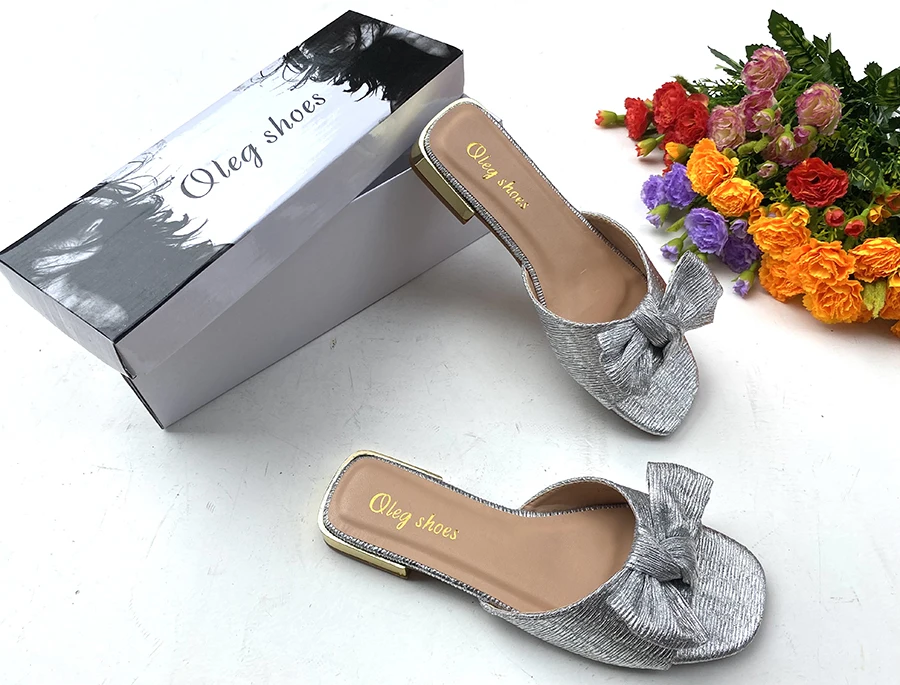 Buy Rivet Sandals Slippers Summer Ladies Simple Flat Sandals Women Flat  Casual Shoes China Cheap Flat Shoes from Guangzhou Oleg Shoes Trading Co.,  Ltd., China