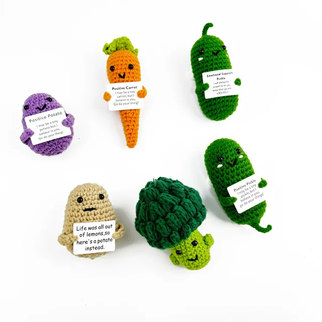 Wholesale best-selling fruit and vegetable plush doll with positive energy, potato doll pendants, handmade knitted toy gift