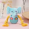 Éléphant avec un nœud