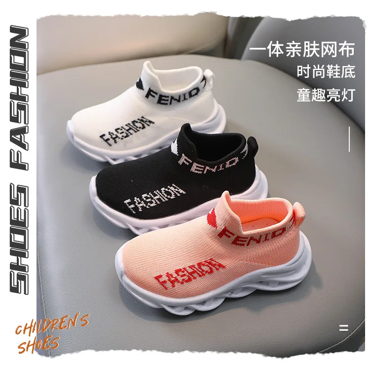 Модная дышащая детская обувь унисекс с буквенным принтом; Сетчатые светодиодные светящиеся носки; Спортивные кроссовки для бега; Детская Повседневная Удобная Обувь для улицы