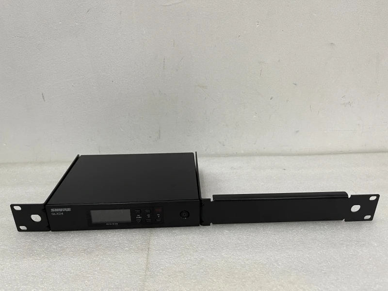 SHURE GLXD4R / KORG PB-05 / DUPLEX 2Uラック SHURE GLXD4R / KORG PB-05 / DUPLEX 2Uラック Shure QLXD QLXD4