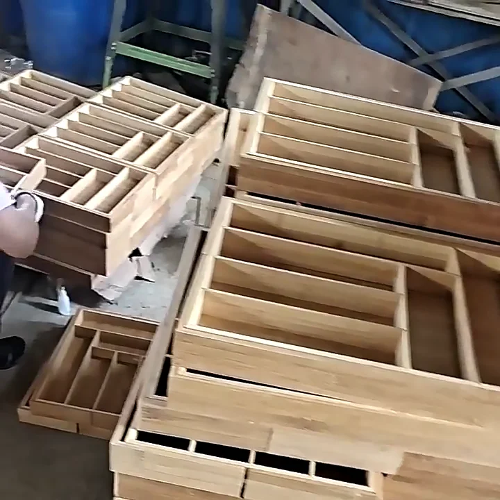 Multifunctional Expandable Wooden Utensil Organizer Drawer Silverware