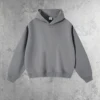 Gris oscuro