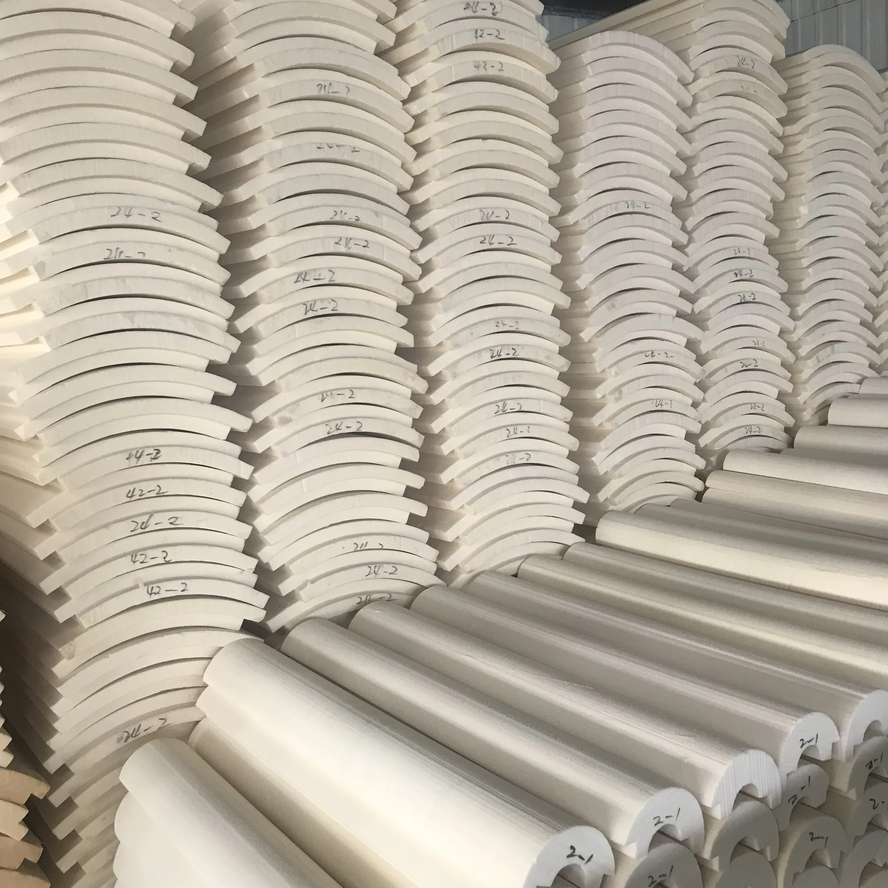 ASTM C591 PIR Pipe Section Polyisocyanurate Rigid Foam Insulation Price