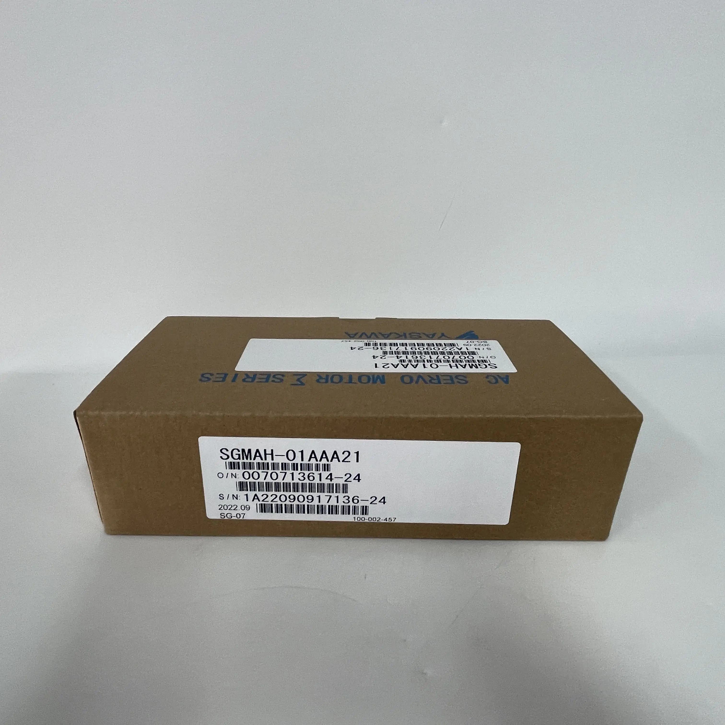 YASKAWA AC Servo Motor Sigma Series SGMAH-01AAA21 YASKAWA AC Servo Motor Sigma Series SGMAH-01AAA21