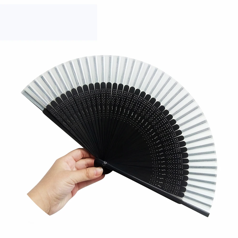 
 Японский ручной Шелковый складной веер с бамбуковой рамкой, полые вырезанные узоры бамбуковая рамка для женщин, ручной складной веер F  