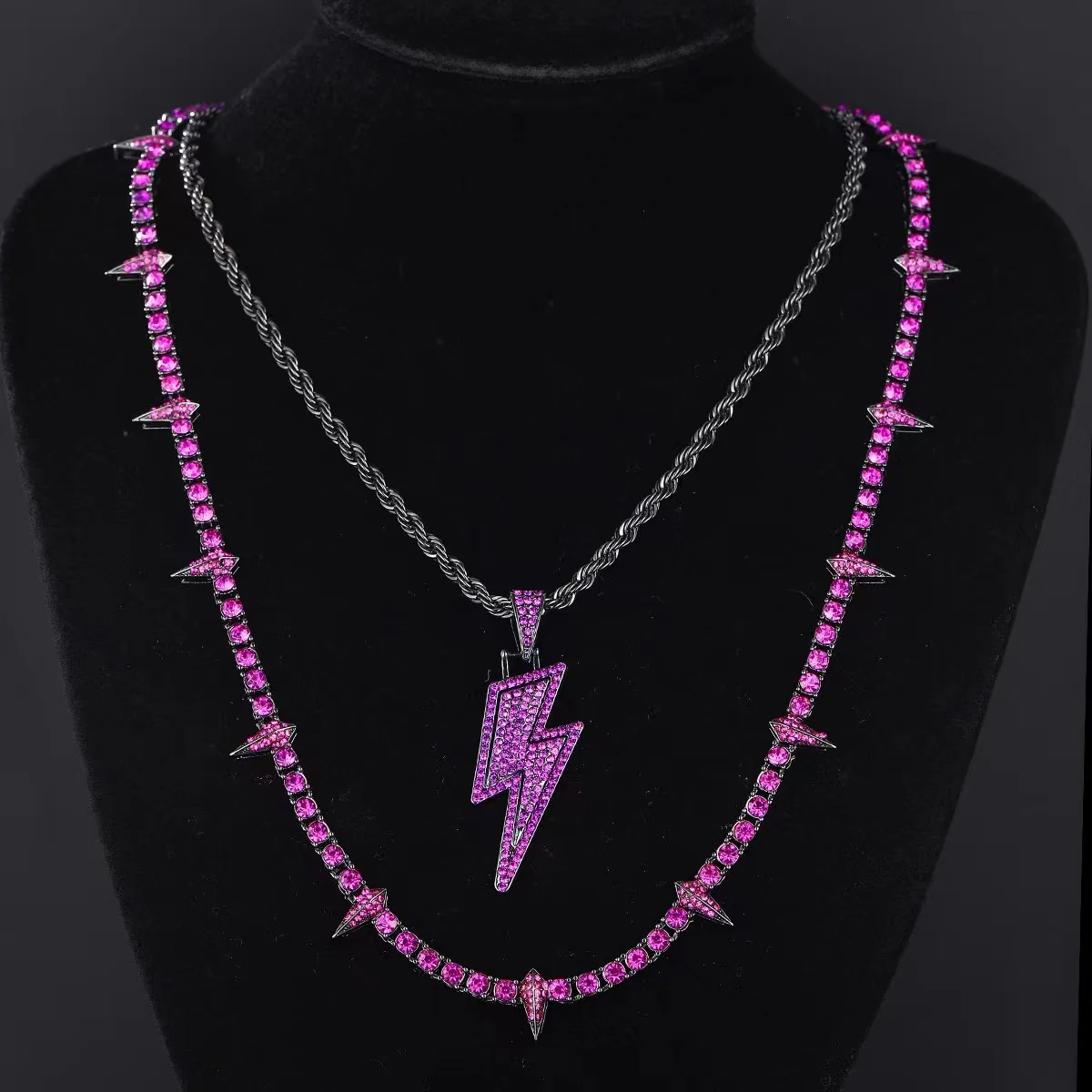 BTS 着用★関税込★BLACK PURPLE★PONDELL CUBIC CHAIN EARRIN.G Amazon.com: Jstincal 1-to-3 ARGB Splitter Cable, 5V 3-Pin
