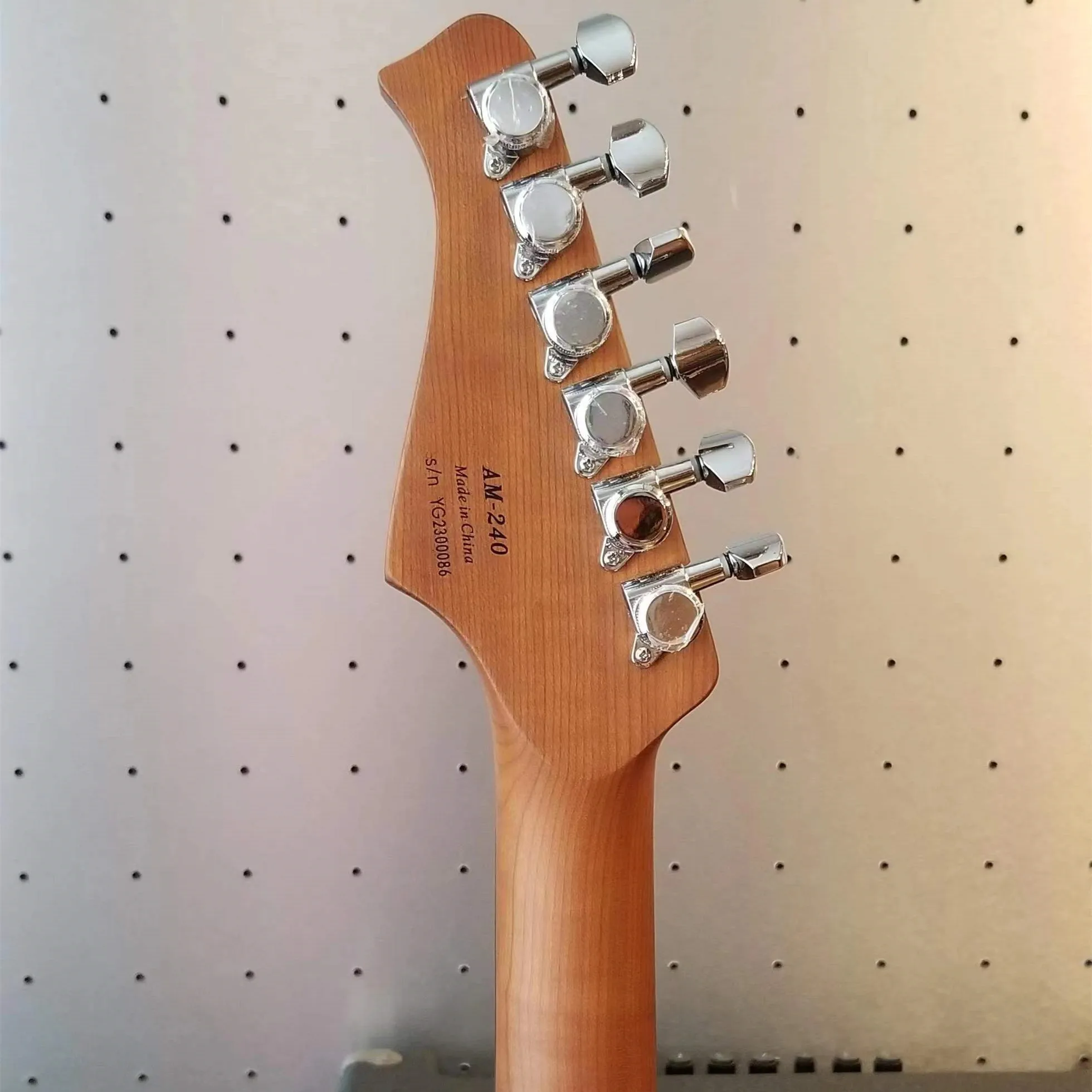 New Auriga Electric Guitar Pink Roasted Maple Neck Satin Finish 24