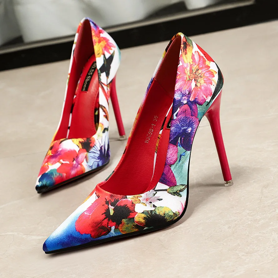 Wholesale Fashion Pointed Floral Flower Prints Dance Party Thin Heels ...