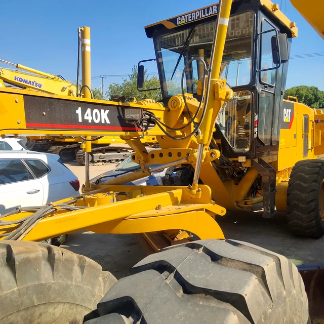 Large quantities of used CAT 140k graders for sale