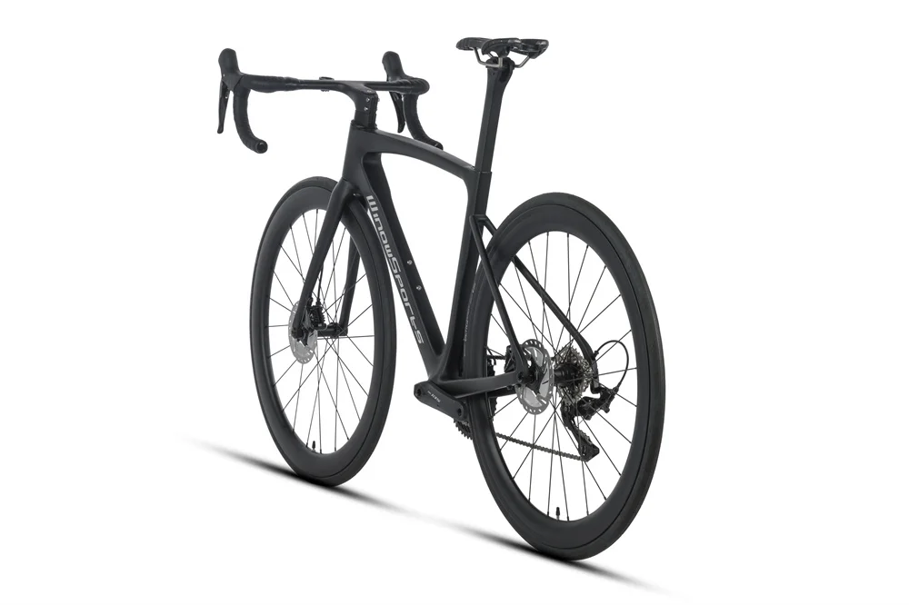 Ultralight Carbon Road Bike With Full Hidden Cable Routing & Disc