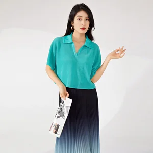 High Quality Pleated Stretch Printed T-Shirt for Women Vintage Style for Summer Season Fashionable Personality-Revealing Tops