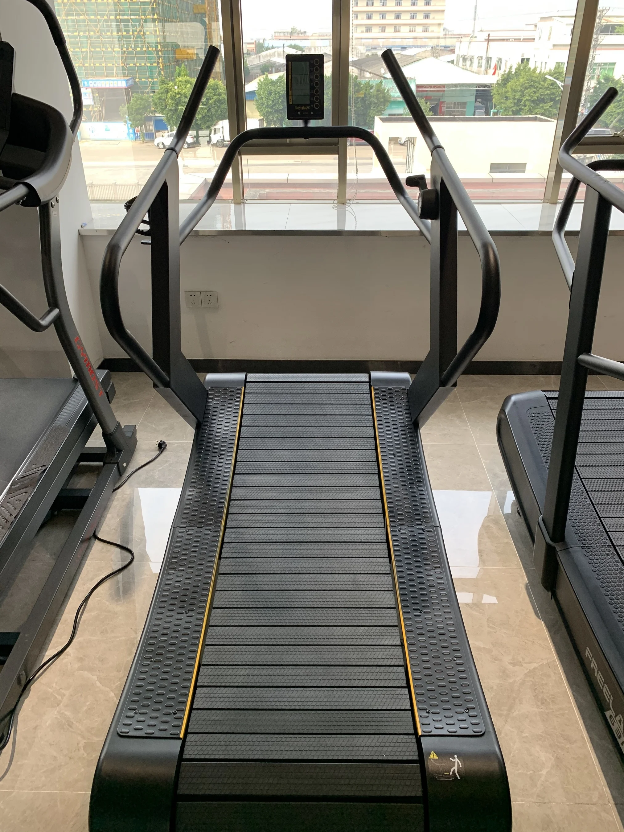 Signature Fitness Curved Treadmill GYMOST Curved Treadmill, User