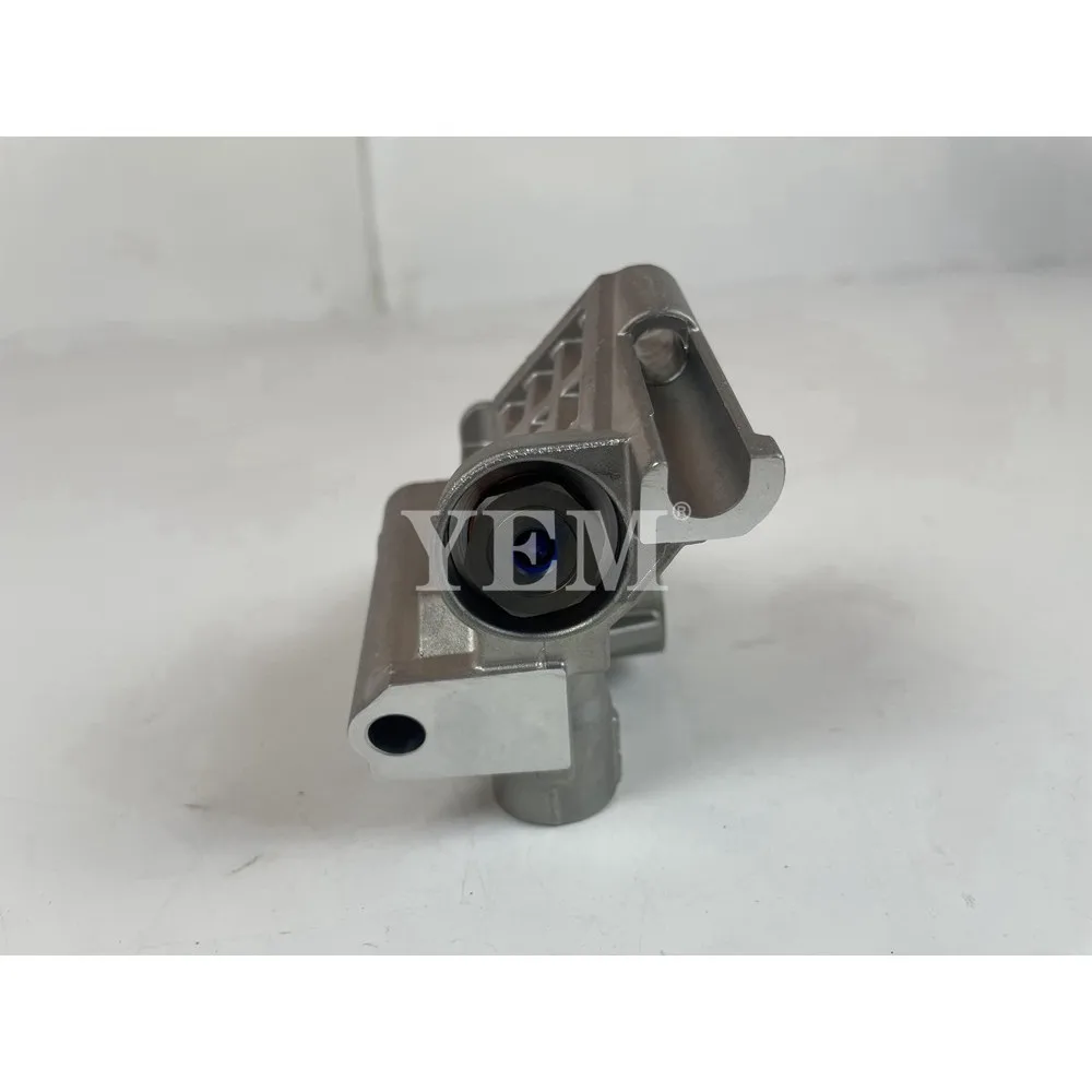 D7E Fuel Pressure Regulator VOE21638691 for Volvo Engine Rebuild Kit Aftermarket Parts for Volvo Fuel Pressure Regulator