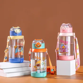 700ML Kids Water Bottle Outdoor Travel School Cute Cartoon Animal Water Bottle With Shoulder Strap Boy Girl Sport Cups