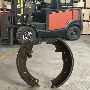 Wholesale 63mm Iron Forklift Part Brake Pad 15H Right 15DE11-47-00