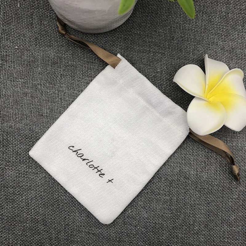 
Бесплатный образец, Экологически чистая натуральная хлопчатобумажная муслиновая ткань, маленькая сумка на шнурке с индивидуальным логотипом 