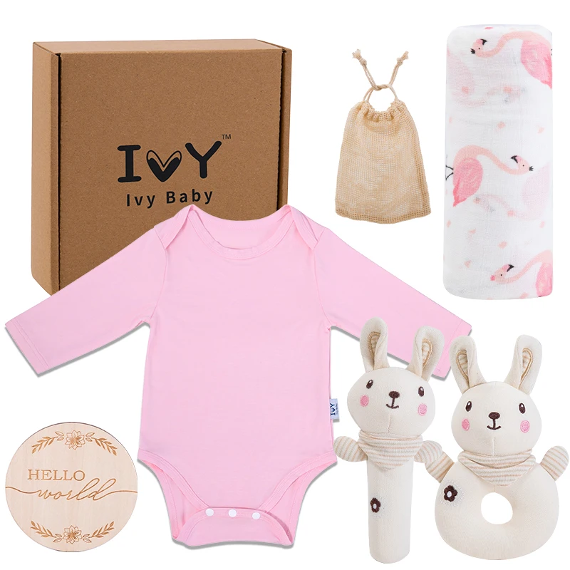 Baby Shower Gift Set Crawler toy  Muslin Fabric Blankett set Bib Towel Sets with Gift Box wholesome and customized factory