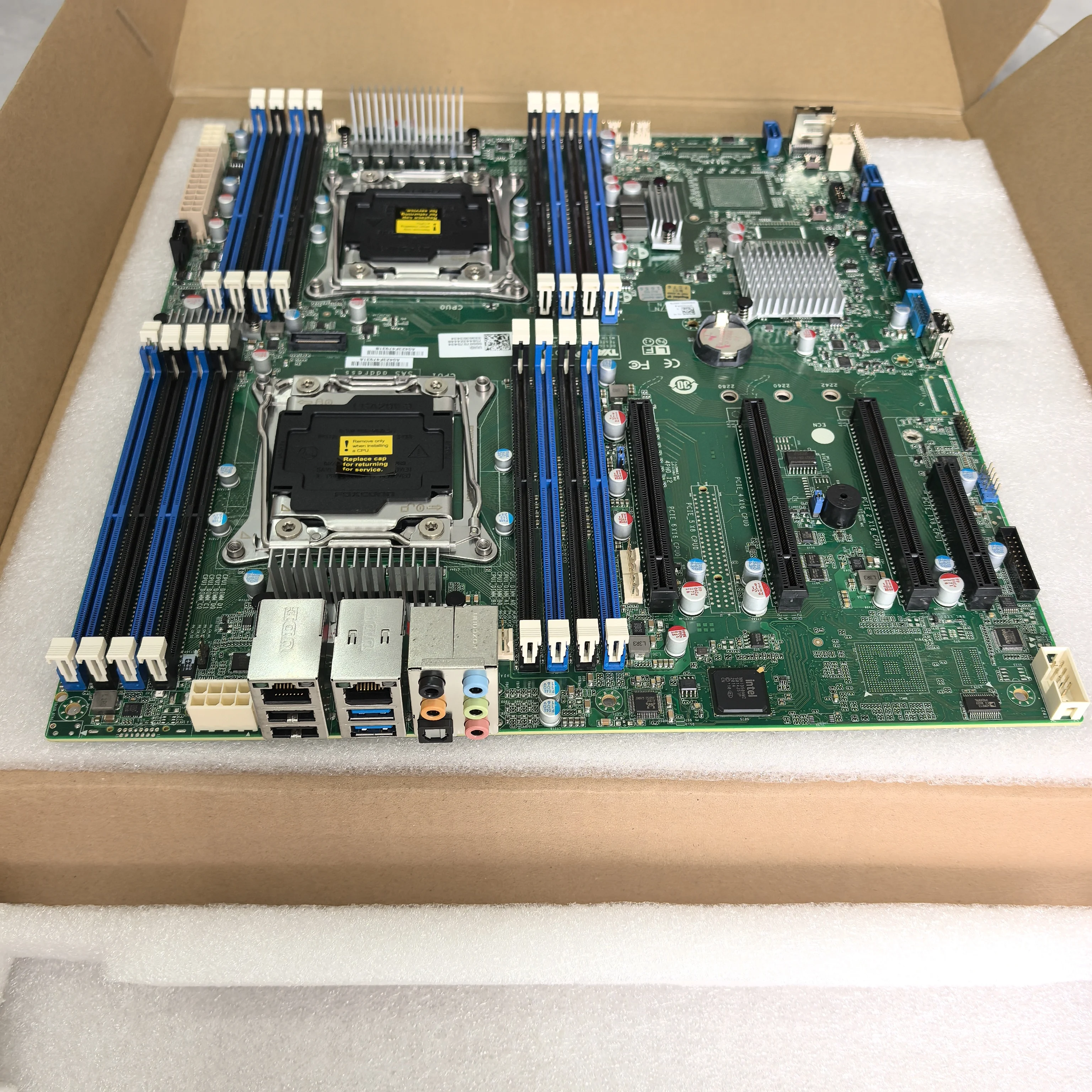 TYAN S7070 Server Motherboard