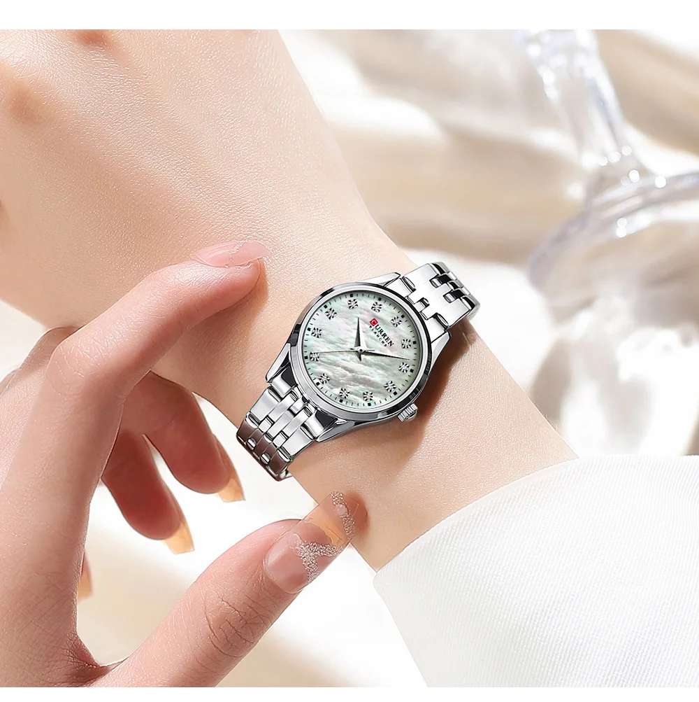 Curren 9111 Luxury Casual Fashion Simple Diamonds Design Ladies Luminous Watch Stainless Steel Band Waterproof Watches for Women