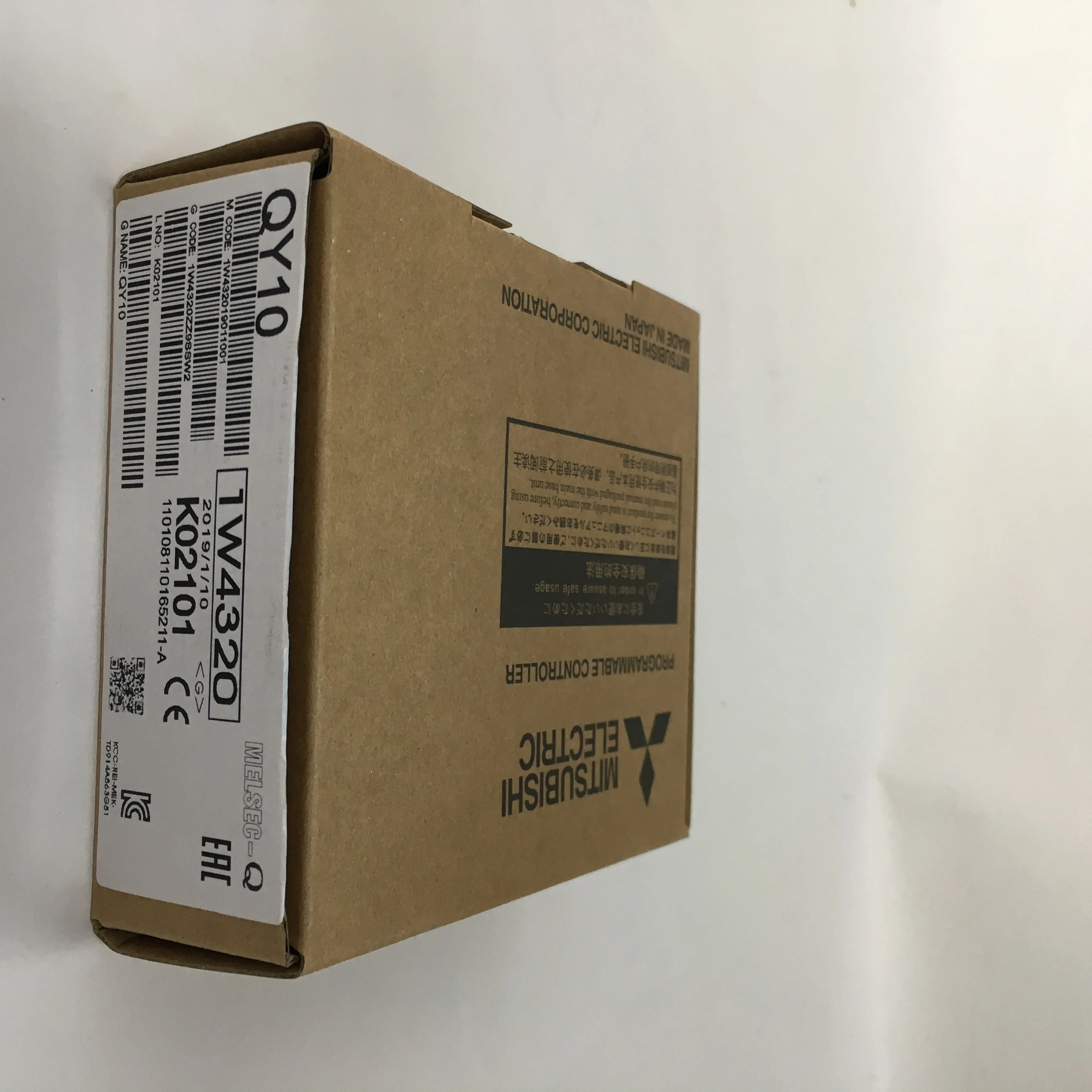 Mitsubishi Digital output module QY10