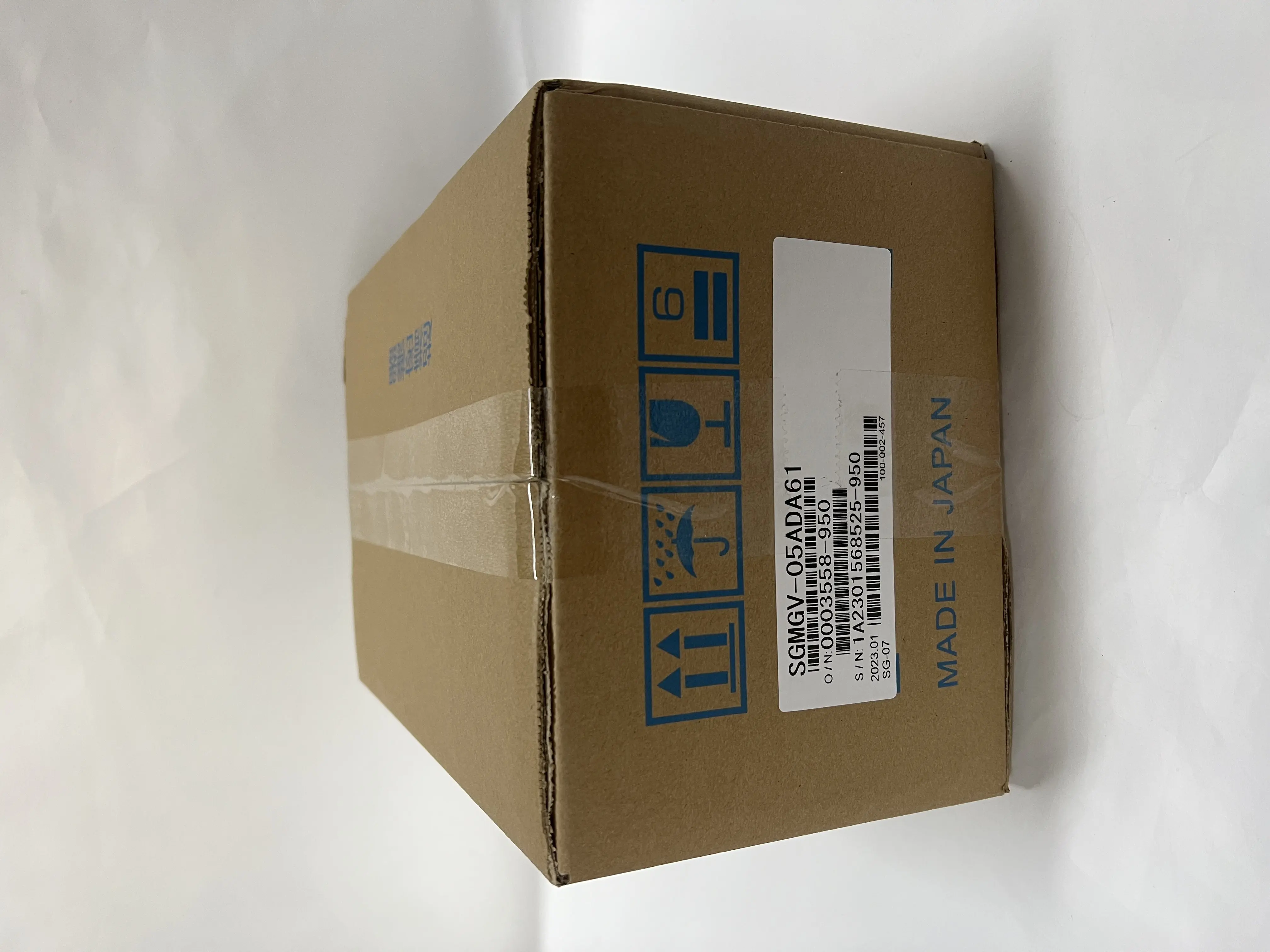 Yaskawa AC Servo Motor SGMGV-05ADA61 Yaskawa AC Servo Motor SGMGV-05ADA61