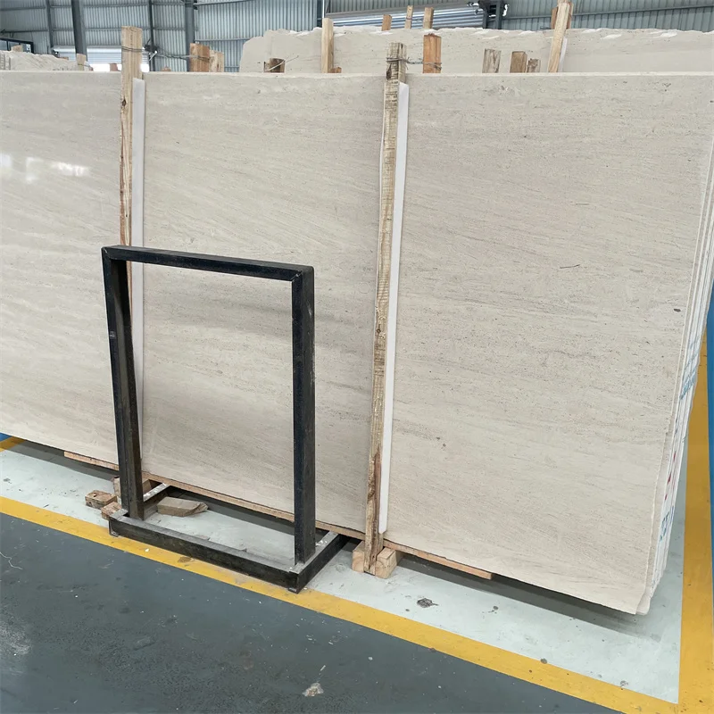 Съвременни външни стени на църкви, хотели и вили, облицовани с природен варовик – полирани и матови финали