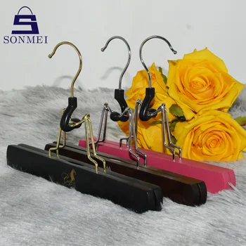 Luxury Hair Extensions With Gold Silver Hook Custom Wooden Wig Hanger