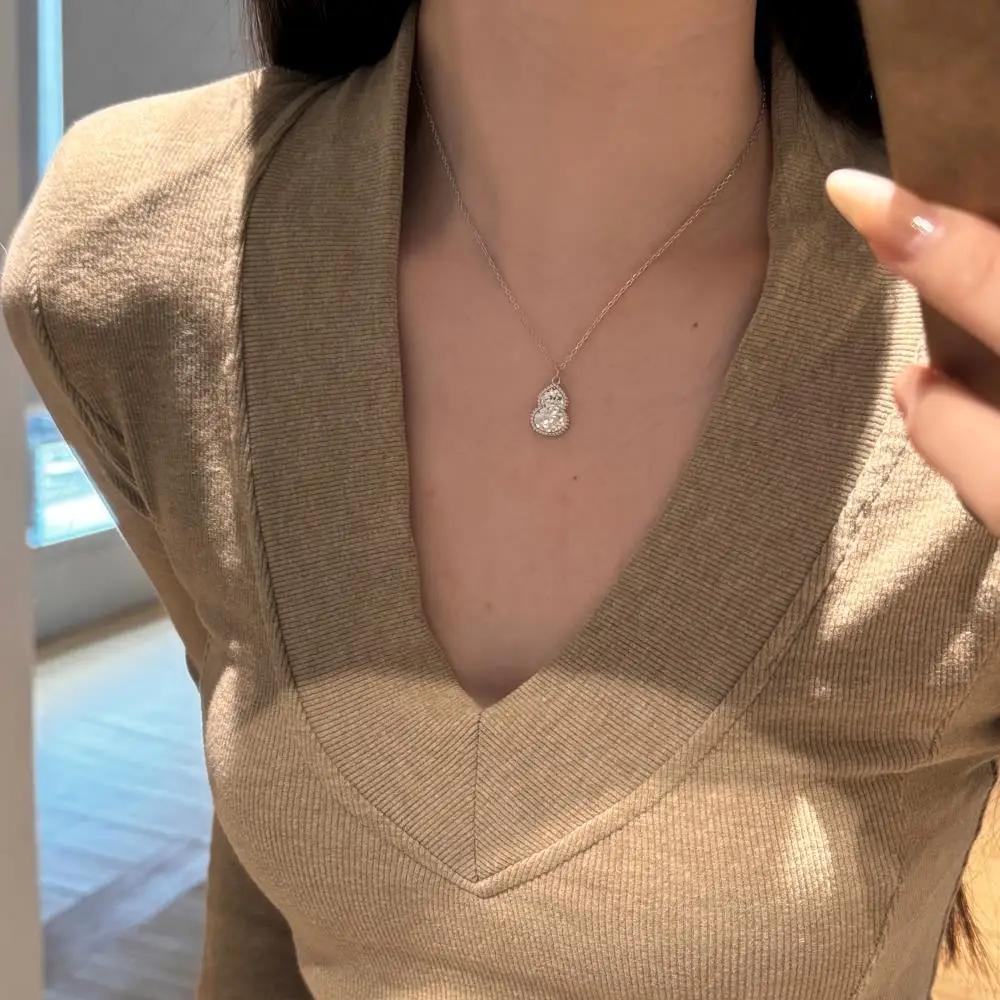 KAKODIY 22K Gold Plated Bottle Gourd Shape Pendant Necklace Jewelry Adjustable Long Necklace detail 1