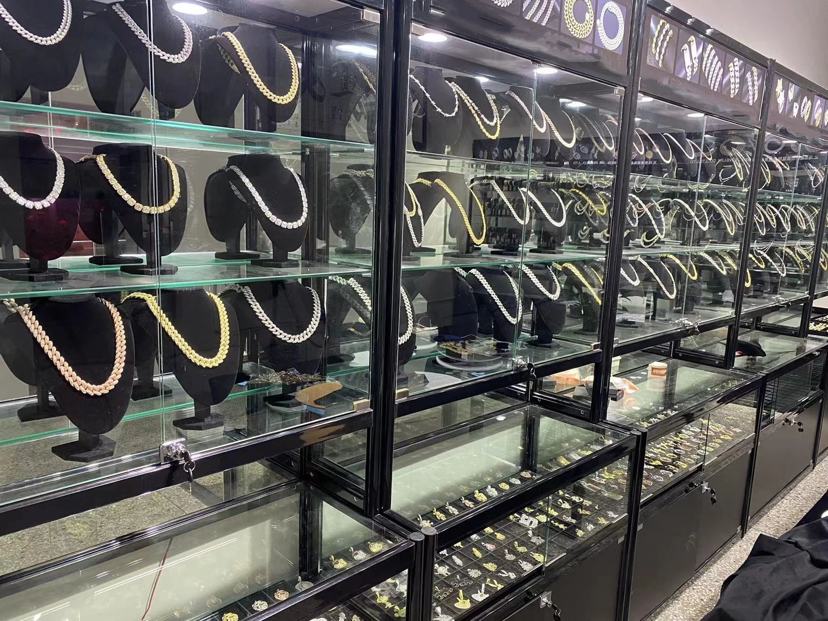 Guangzhou Daliana Jewelry Co., Ltd.