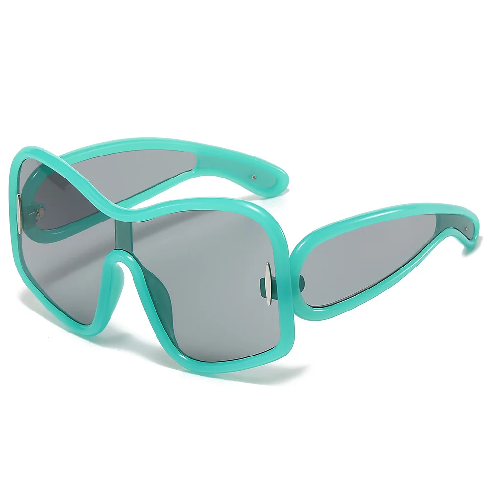 Shop Our 2024 Sunglasses Collection - Fashion & Protection display picture 1