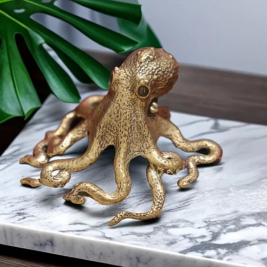 Solid Brass Office Desktop Kitchenware Octopus Bronze Tea Pet Jewelry Arts and Crafts Gifts Handplay Pieces Metal Crafts