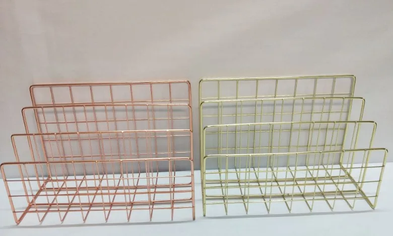 Скандинавская настольная железная стойка для хранения журналов