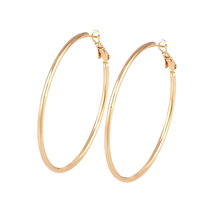 92417 Xuping Jewelry Simple and Popular Hoop Earrings with 18K Gold Plated