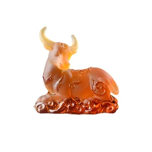 SAINT-VIEW 2026 New Design Liuli  Crystal Art Ox Statue Auspicious Company Gift