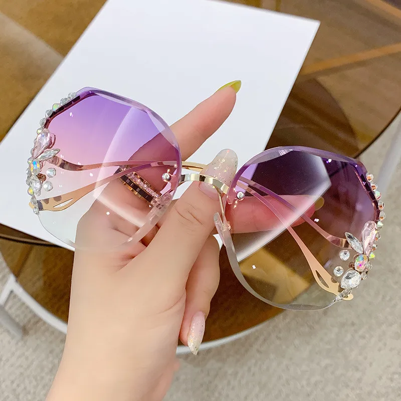 Oversized Shiny Diamond Sunglasses Women Rhinestone Cat Eye Sunglasses  Vintage Ladies Bling Party Sunglasses Eyewear UV400 XN