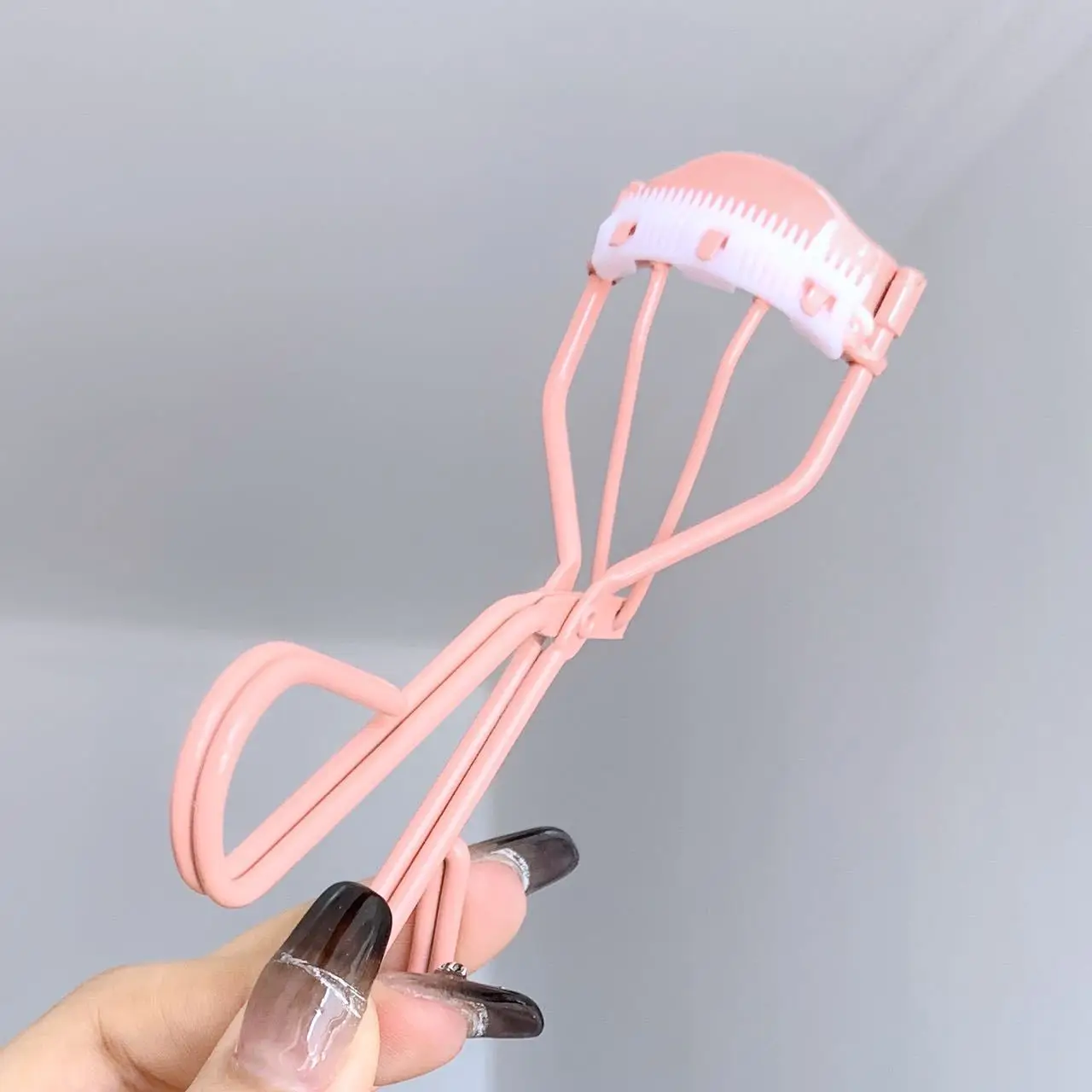 product factory price wholesale stainless steel black eyelash curler beauty makeup tool-4