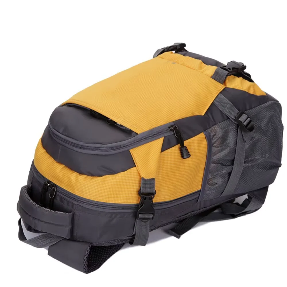 Professional Outdoor Rucksack for Mountaineering Traveling Camping with Zipper Closure for Hiking