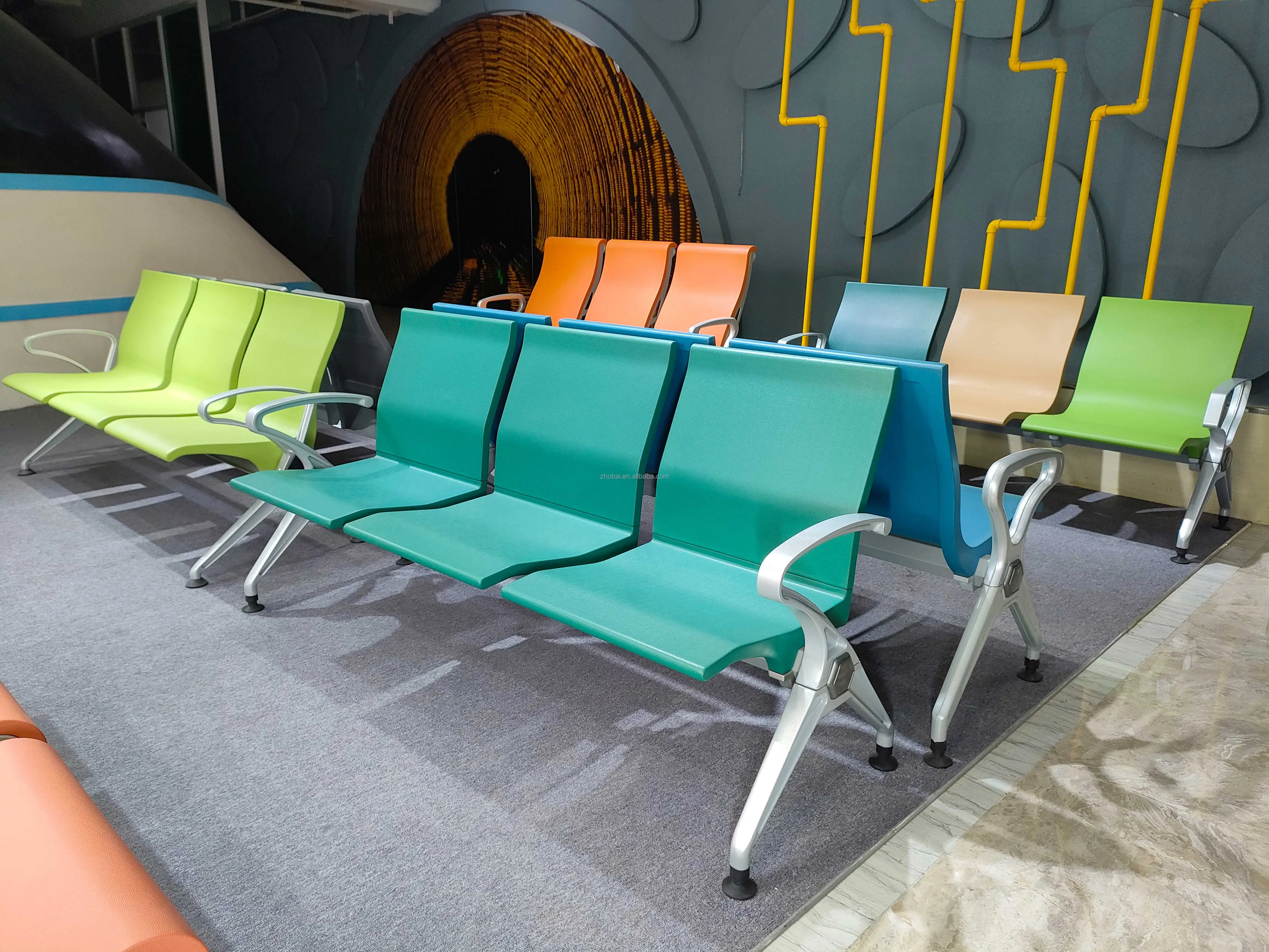 Modern PU Leather Armrest Waiting Room Chairs for Clinics Airports Hospitals Barber Salons Reception Guests Gyms 5