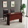 Mesa de chapa de madera de 1,2 metros y dos sillas.