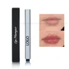 Extremo labio más regordita en recipiente de plata mate