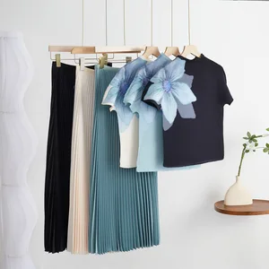 Long Pleated Skirt Woman Fashion Two Piece Sets Long Sleeve Pleated Stretch Elastic Top and Printed Pleated Skirt 2 Piece Set