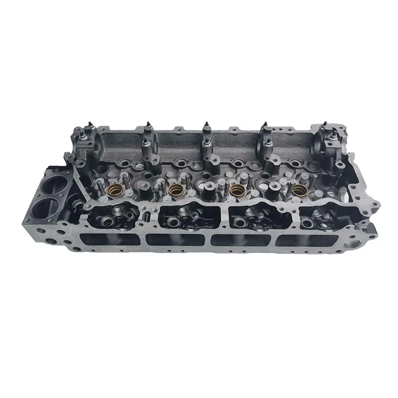 Isuzu 4HK1 Diesel Engine Cylinder Head - Heavy Duty Parts