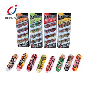 Funny Toys Movement Table Children Plastic Fingerboard Small Creative Mini Toy Finger Skateboard