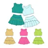 มีสีเขียวขุ่น